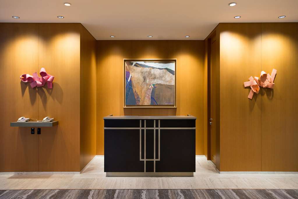 Hotel Millennium Hilton 5*